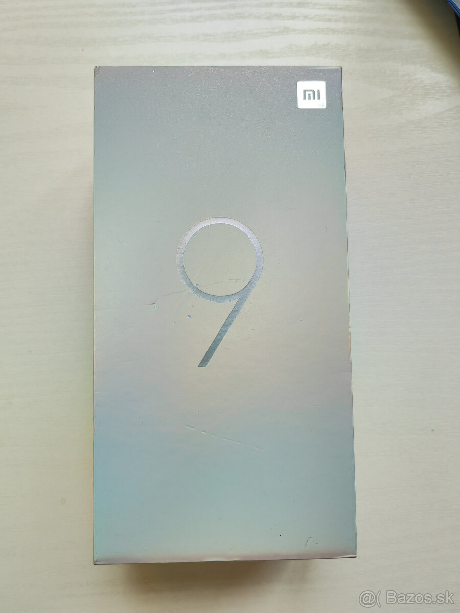 Xiaomi Mi 9 6 / 128 GB Ocean Blue