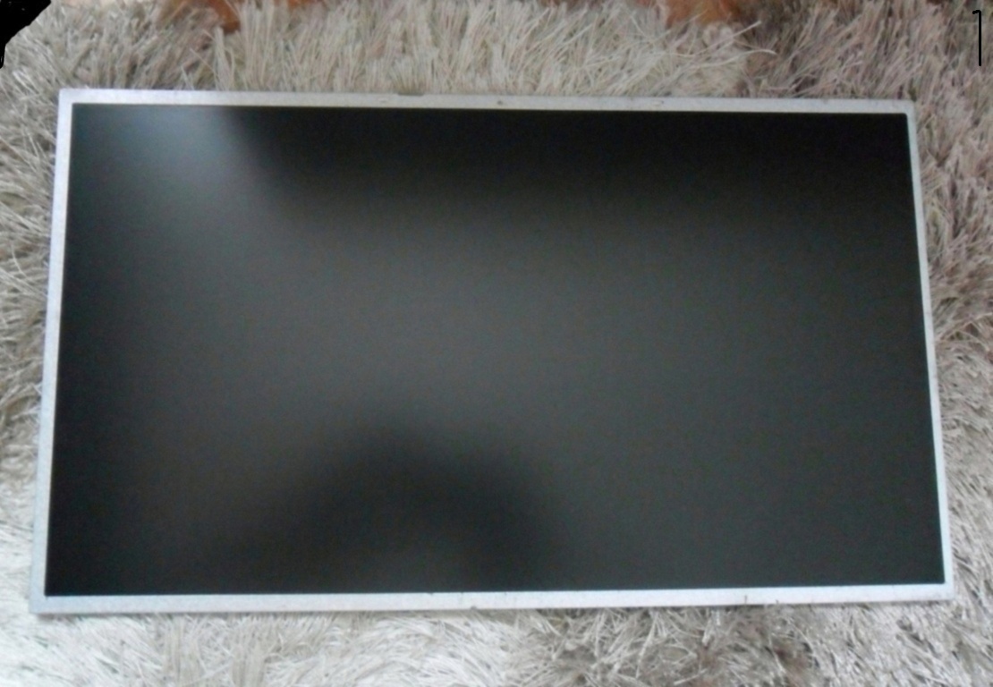 predám LED display (displej)15.6" palca , z notebooku HP