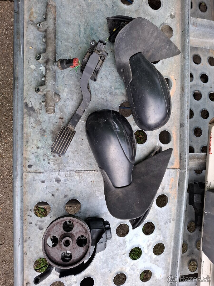 Peugeot 206 2.0 HDI Servo čerpadlo 20eur Spätné zrkadlá či