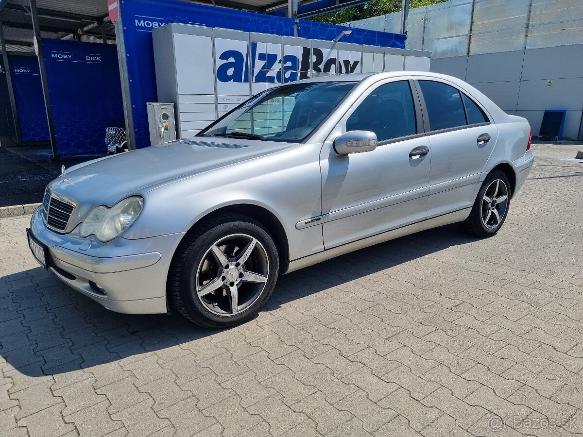 Predám Mercedes C 180kompresor,