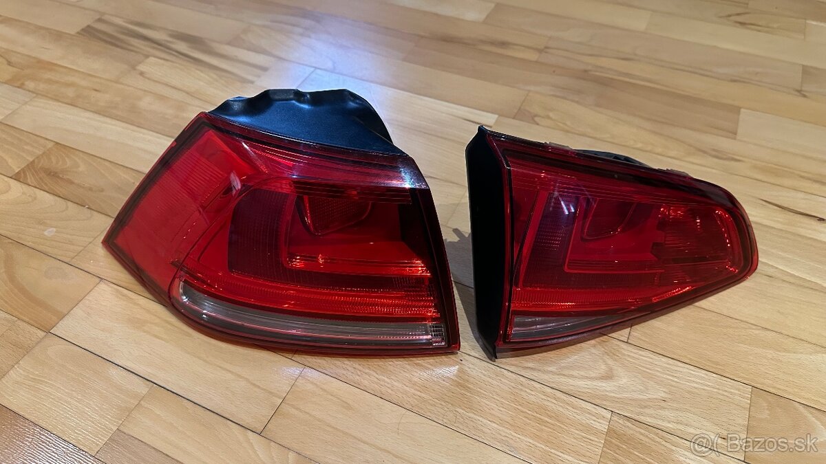 Predávam originálne ľavé zadne svetlo (svetlomet, lampa) vho