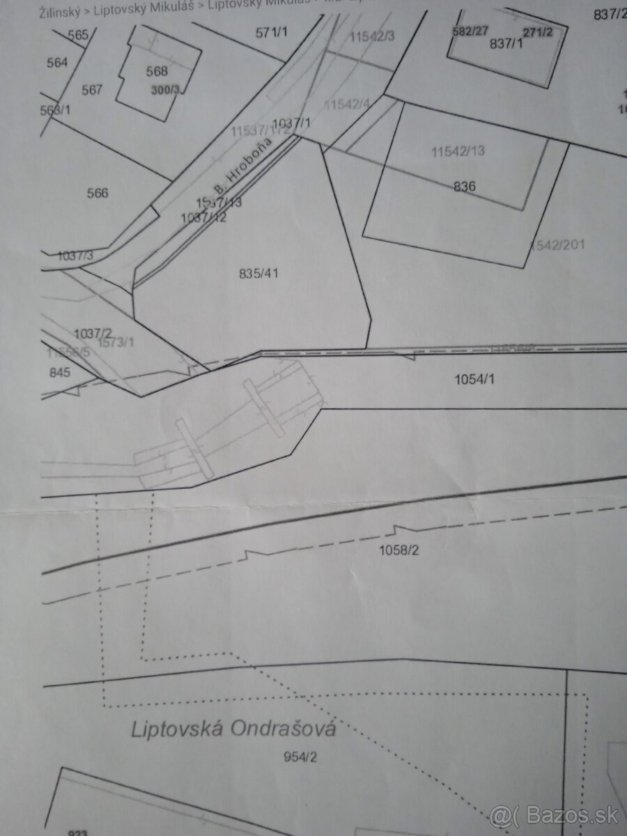 stavebný pozemok 1062 m2 Lipt. Mikuláš - Ondrašová