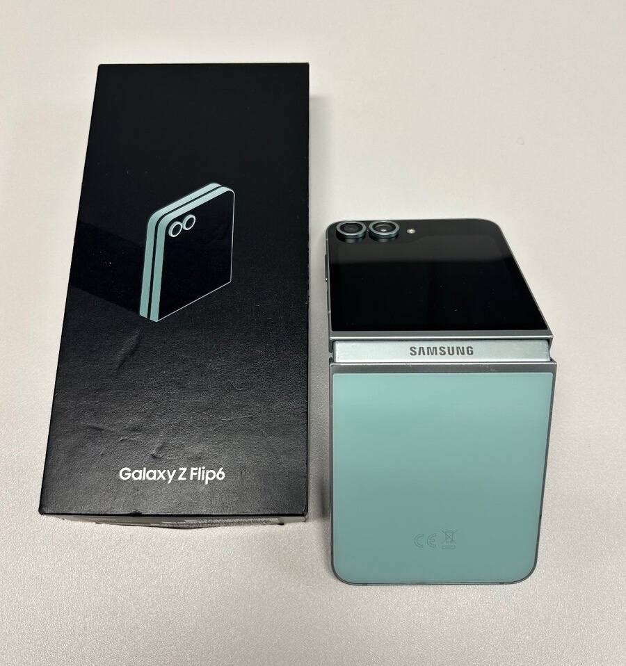 Samsung Galaxy Z Flip6 - 256GB - MINT / nový