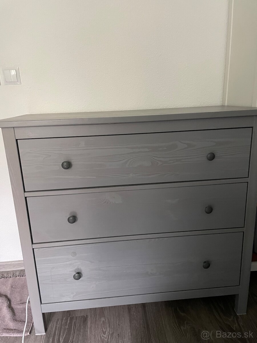 Ikea HEMNES komoda sivá morená