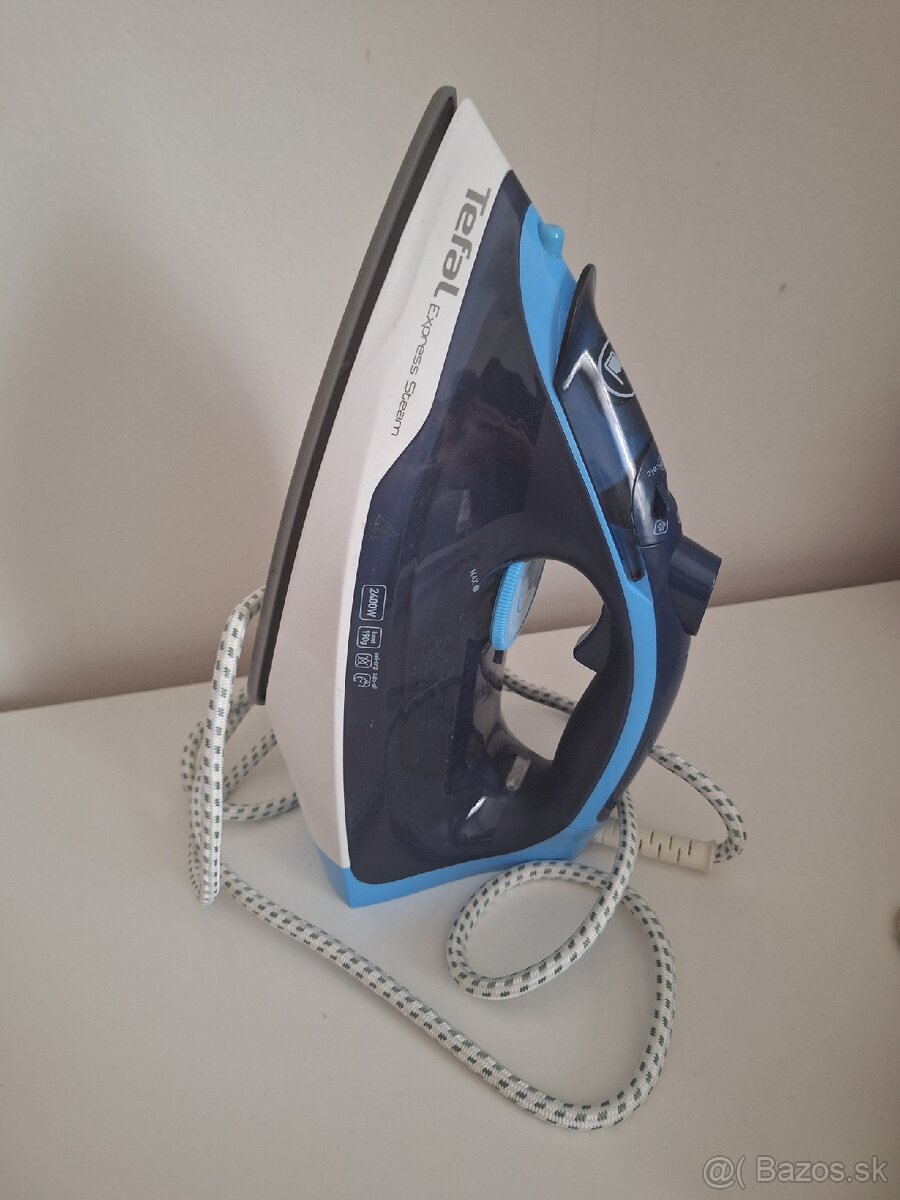 Žehlička Tefal 2400 W