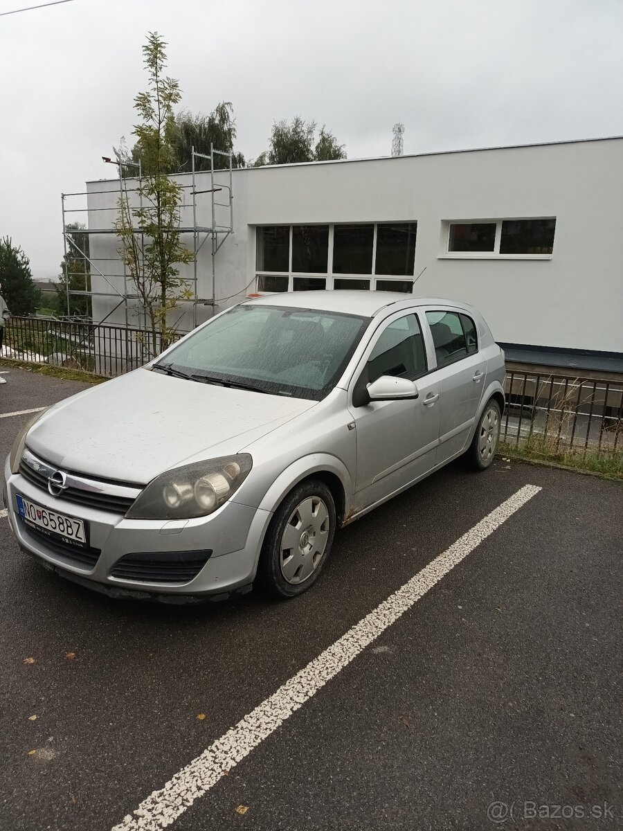 Opel Astra h 1.9cdti