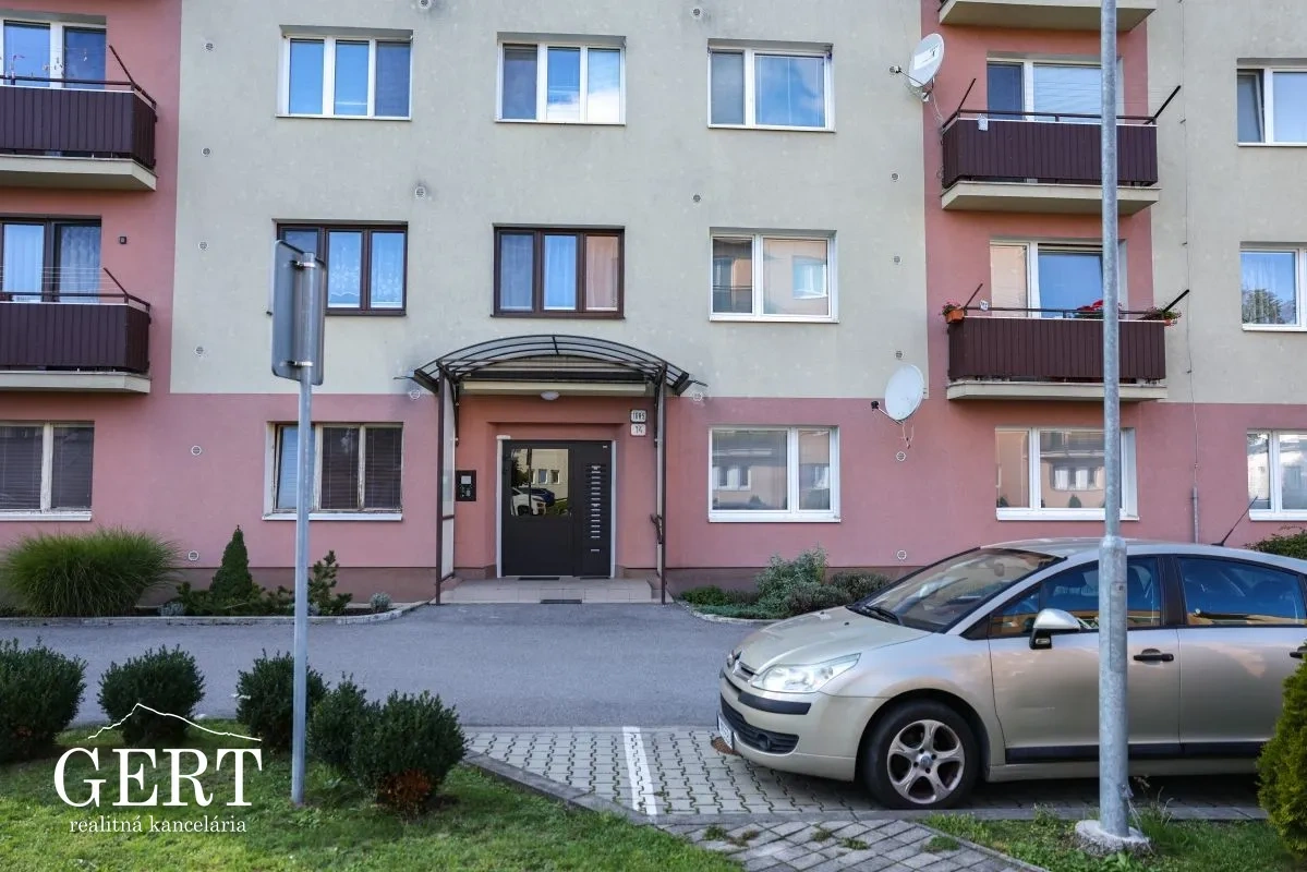 REZERVOVANÉ 3 izbový byt na predaj -LM- ul. Čs. brigády