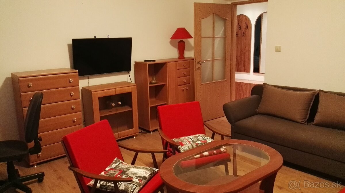 2i. zariadený byt max 2 osoby