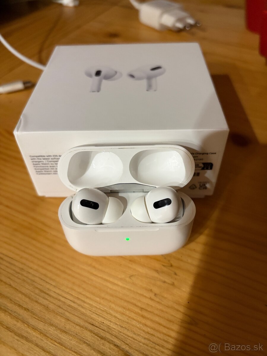 AirPods Pro (2. generácie) s MagSafe puzdrom
