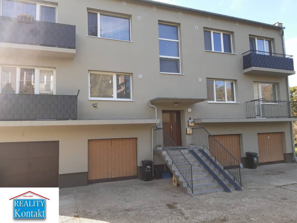 Predaj 3 izbový byt 70m2 s garážou 4bytovka - Bardoňovo pri