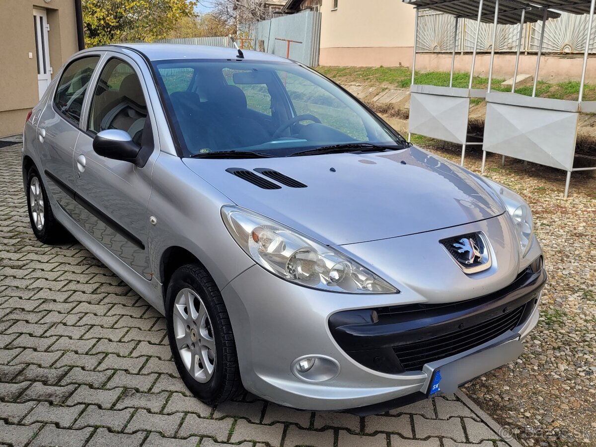 Peugeot 206 Plus  1.1.i 44kw