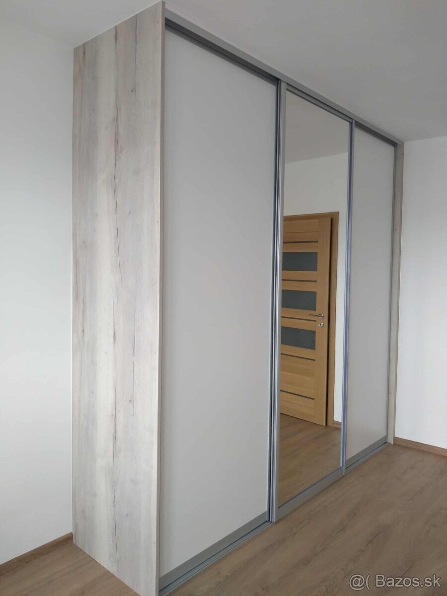 Vstavaná skriňa nová