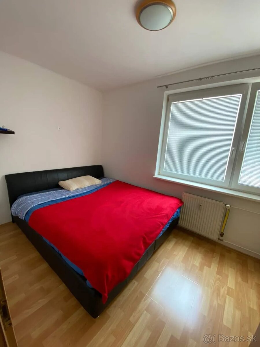 Mraziarenská 3 -IZB BYT v RUŽINOVE.,