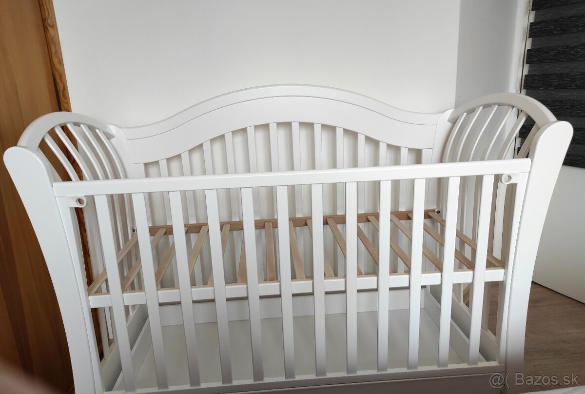 Detská postieľka, masív. ZNÍŽENÁ CENA