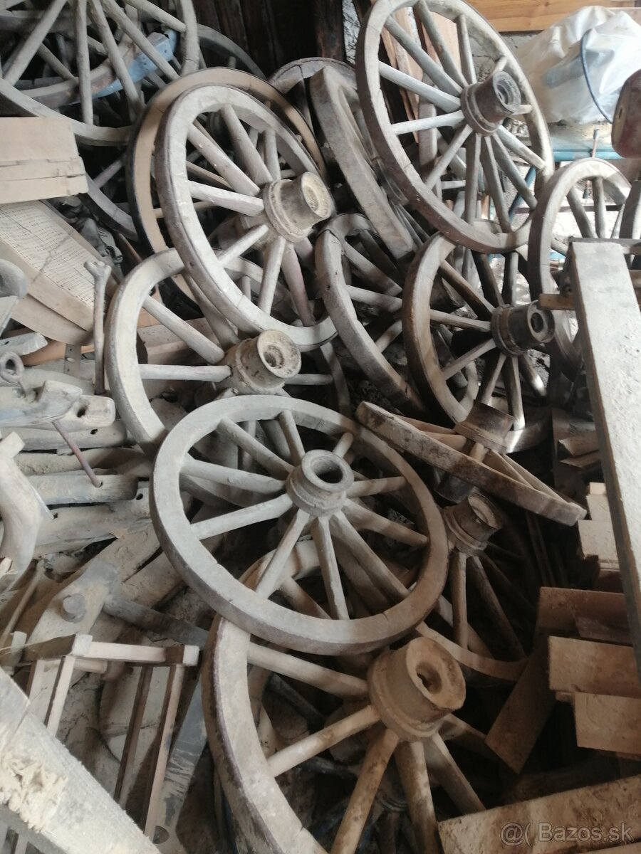 Kolesá drevene a drevené kade