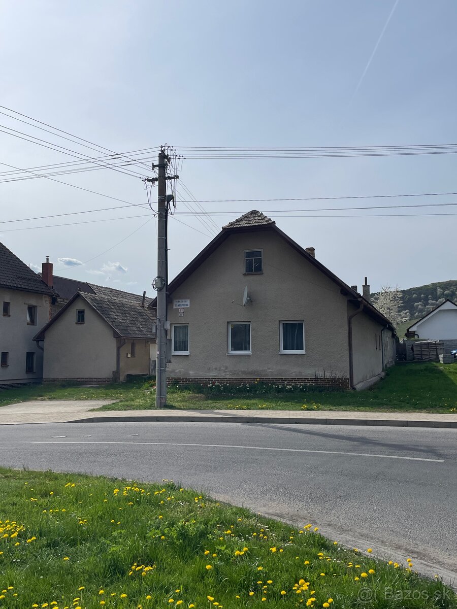 Dom Detva nám. + pozemok