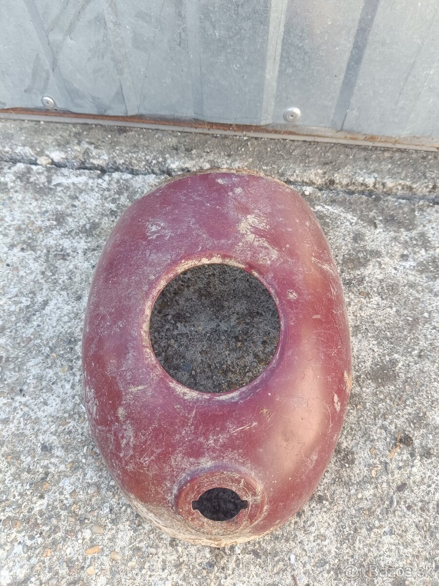 Vrch masky Jawa