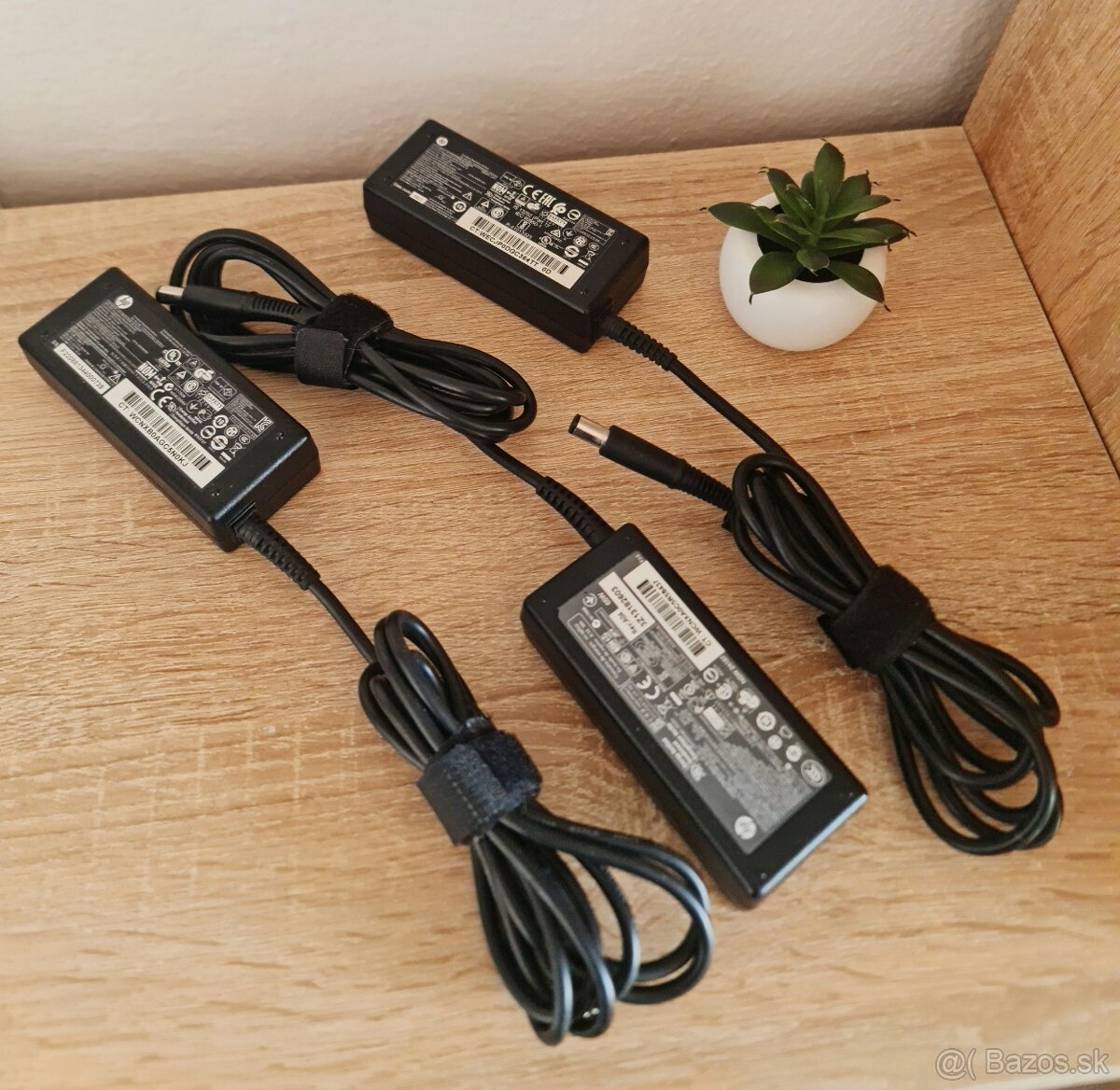 ADAPTÉR HP 65W