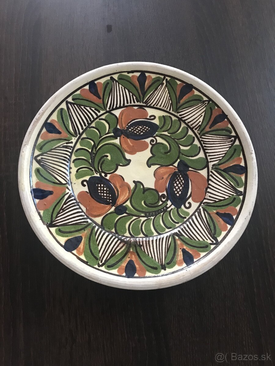 Ručne maľovaný tanier na zavesenie