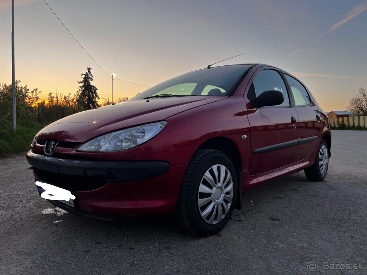 Predám Peugeot 206