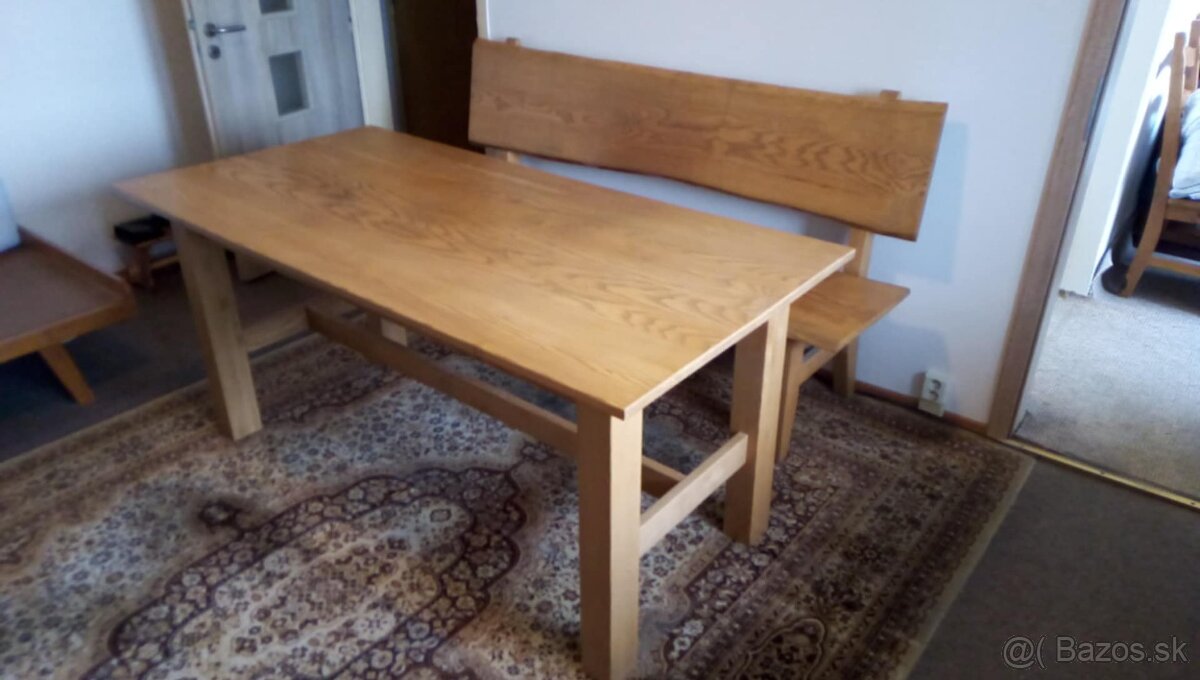 Stôl a lavica