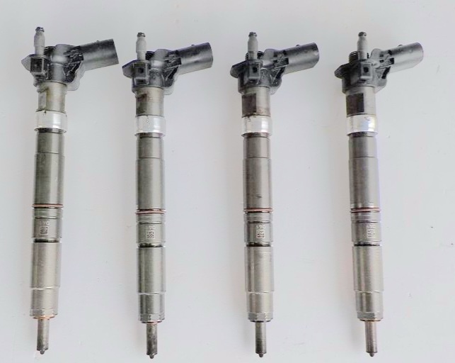 Vstrekovacie trysky 2.0tdi 03L130277C