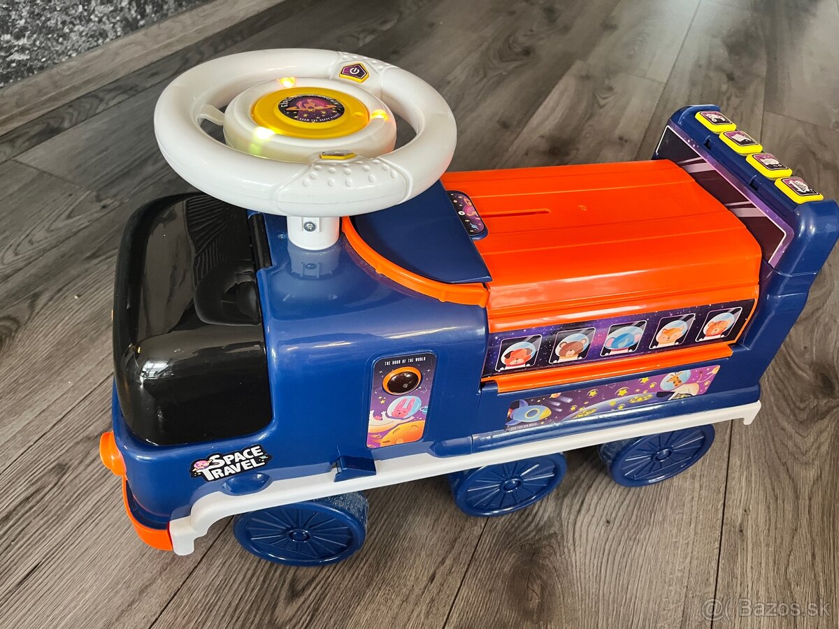 Vesmírne odrazadlo so vstavanou autodrahou