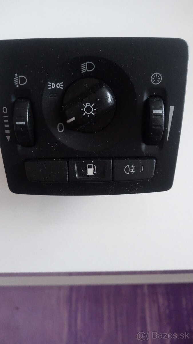 Prepínač svetiel Volvo V50