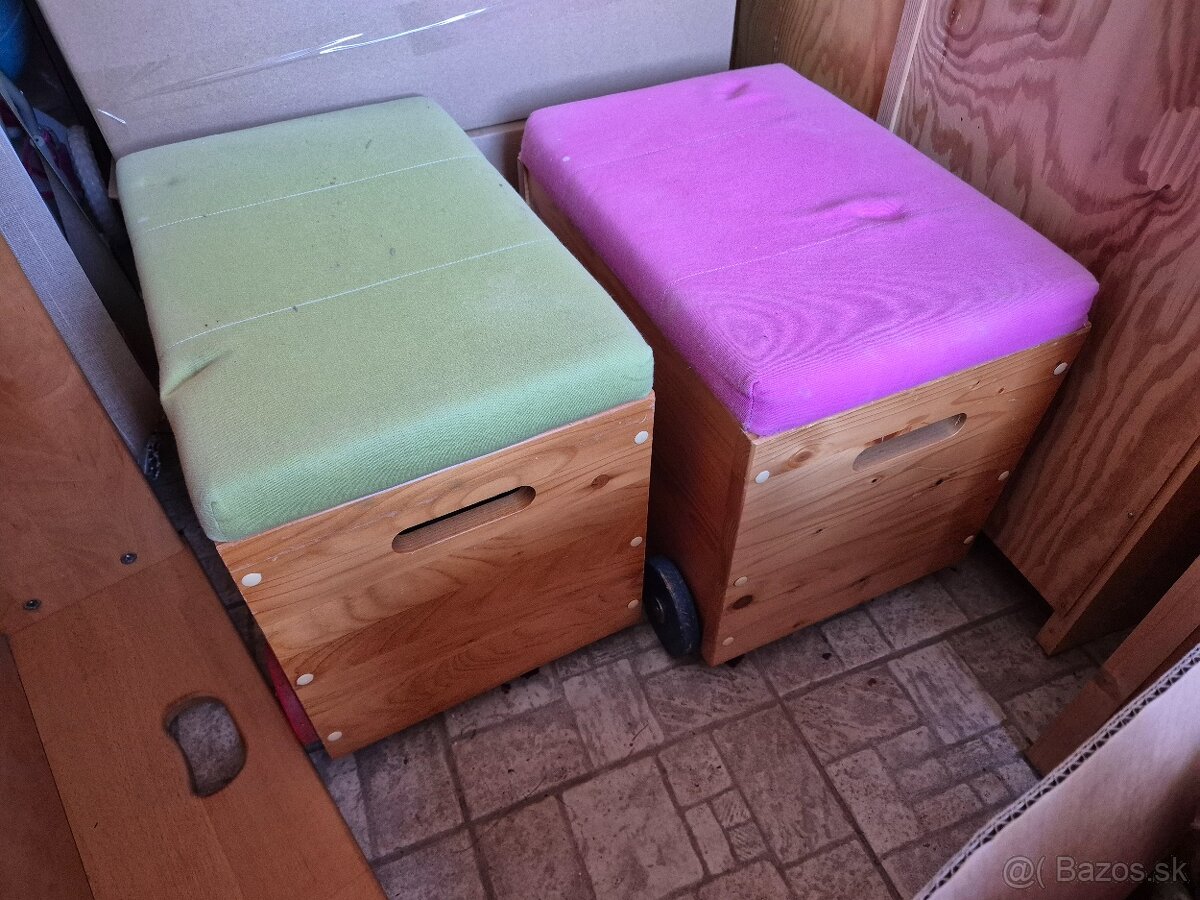 Dreveny box na hracky z masivu