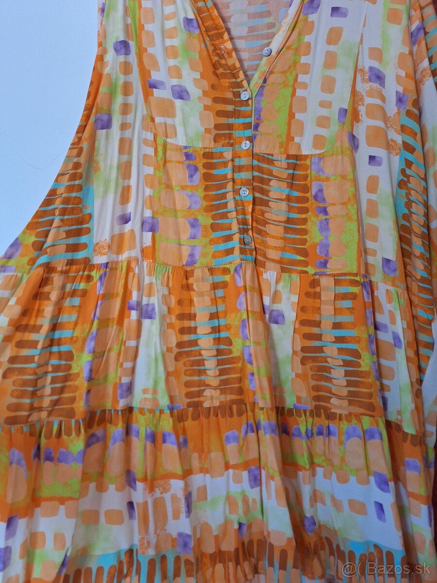 Šaty zlte, cez prsia 124 cm