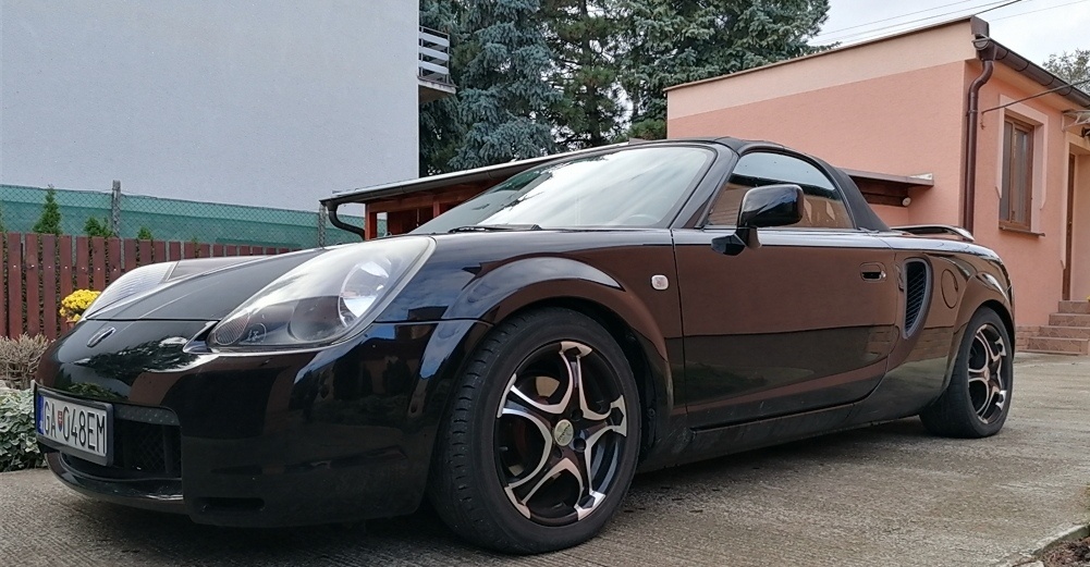 Toyota MR2