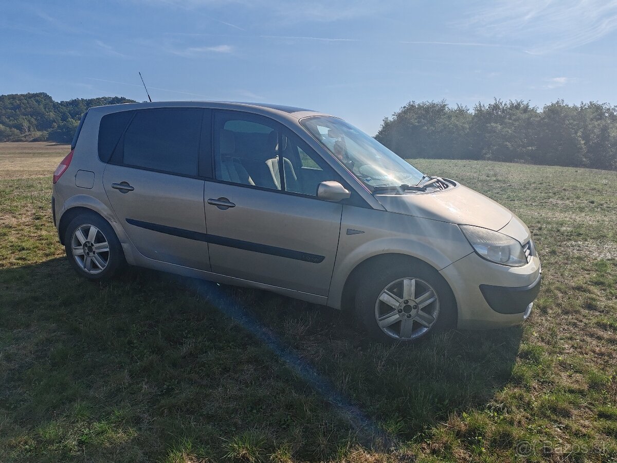 Predám Renault Megane Scenik