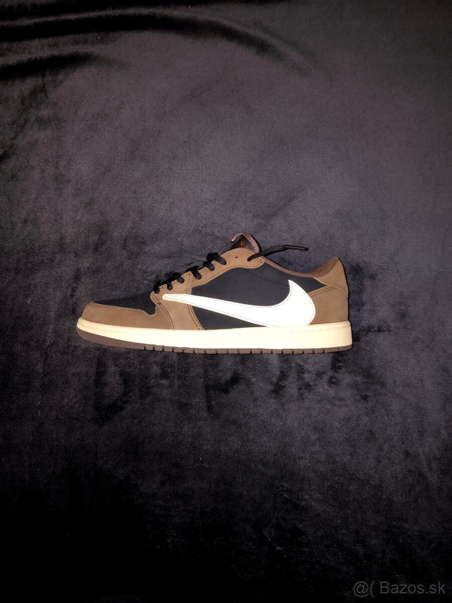 Predám Nike Air Jordan 1 Low x Travis Scott "Mocha" 🤎⚪⚫