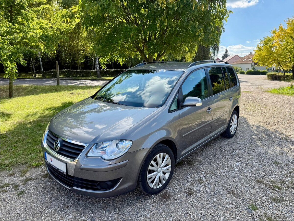 Volkswagen Touran 1.9 TDi 7-miestne Facelift