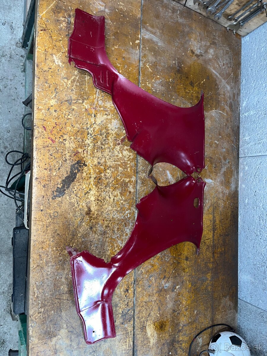 Predam podsedadlove plechy na Jawa 250/559 panelka