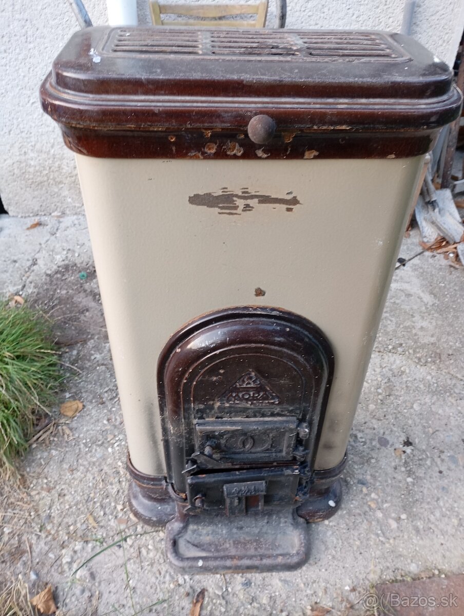 Kachle mora Peterky pec