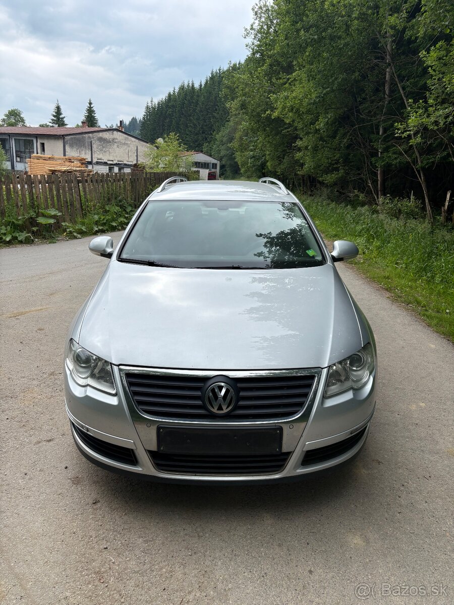 Nahradne diely VOLKSWAGEN PASSAT COMBI 1.6 TDI 2010 77kw