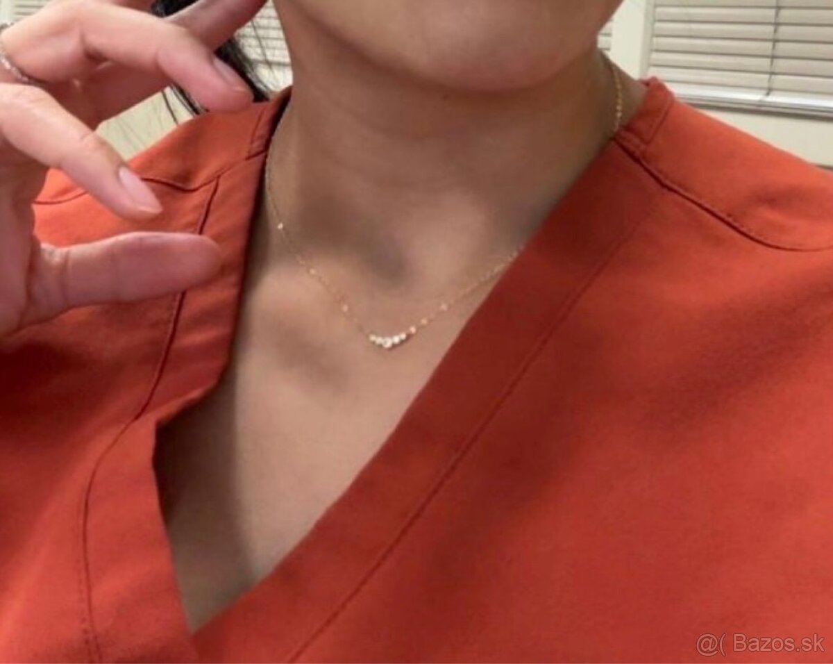 Nový handmade pozlátený minimalisticky náhrdelník