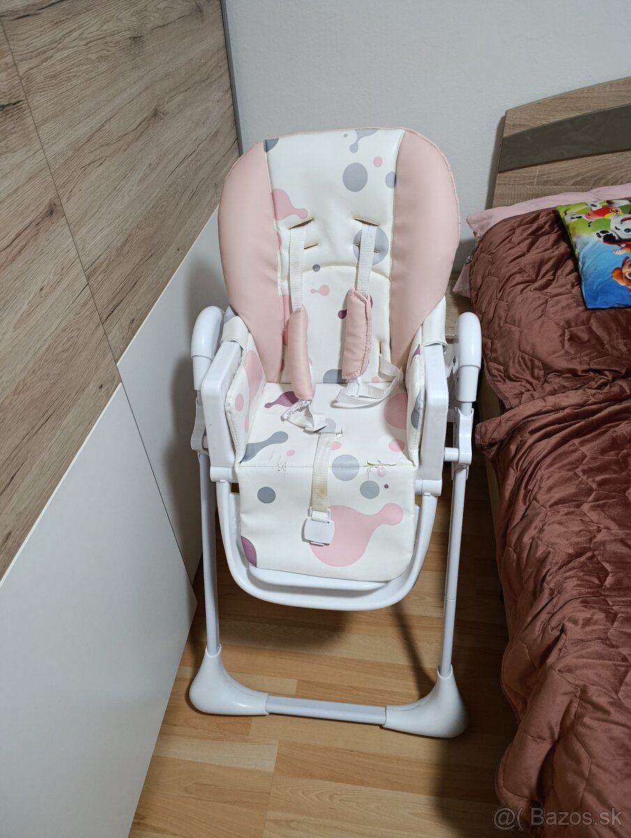 Kinderkraft jedálenská stolička