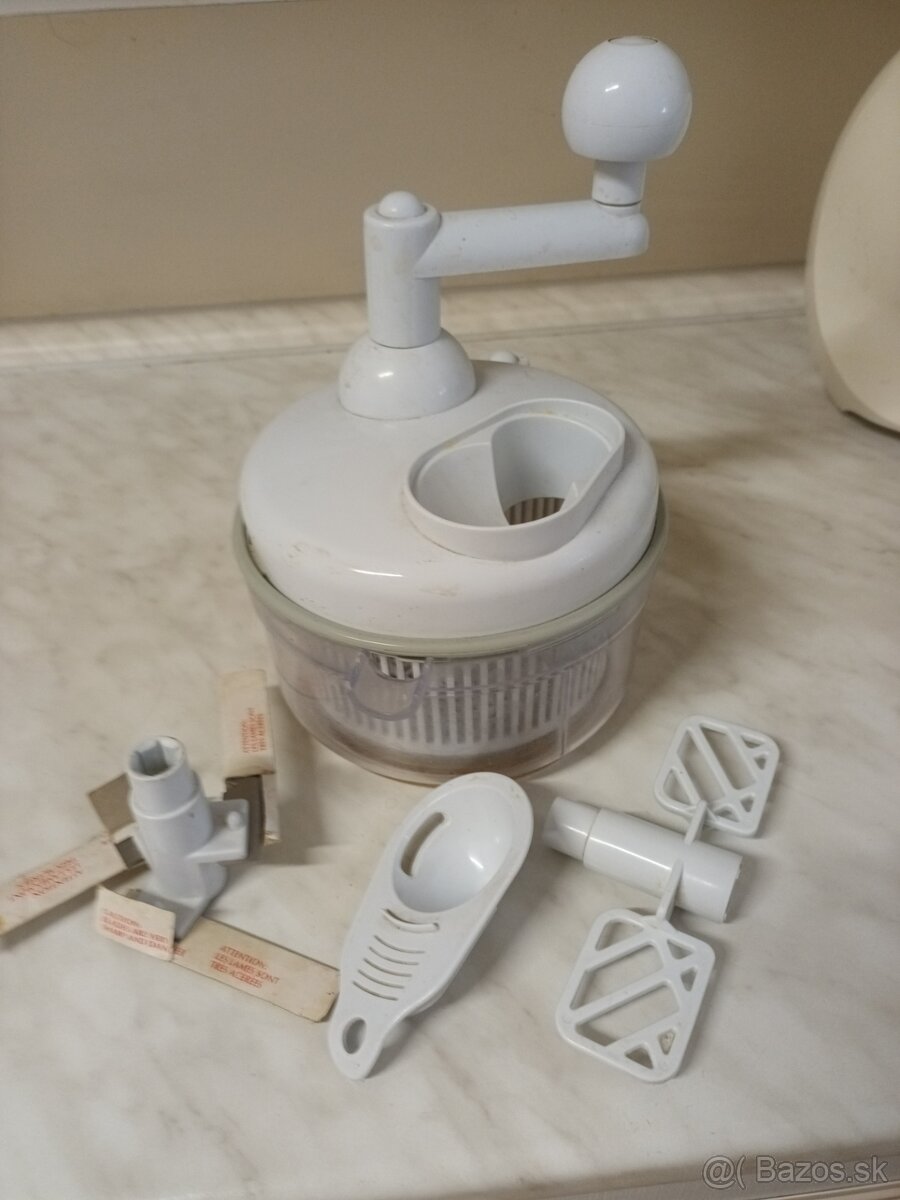 Ručný krájač,  šlahač, odstreďovač