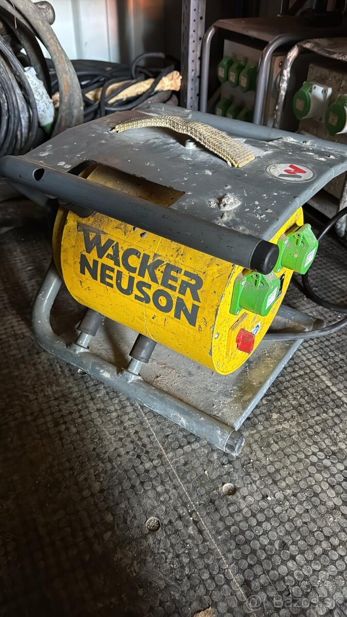 Prevodník pre vibrátory Wacker Neuson 2015