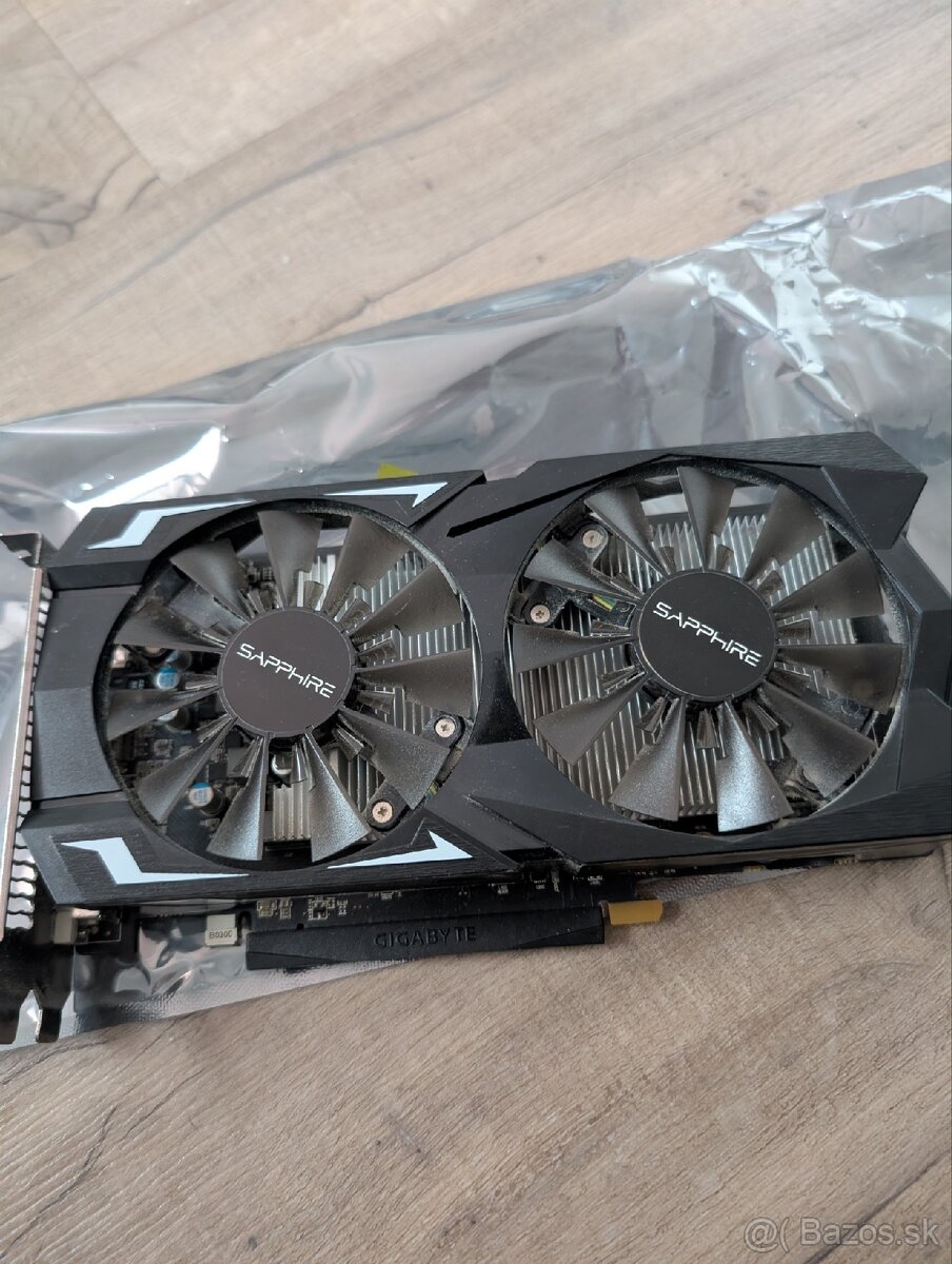 Grafická karta Gigabyte sapphire 2gb