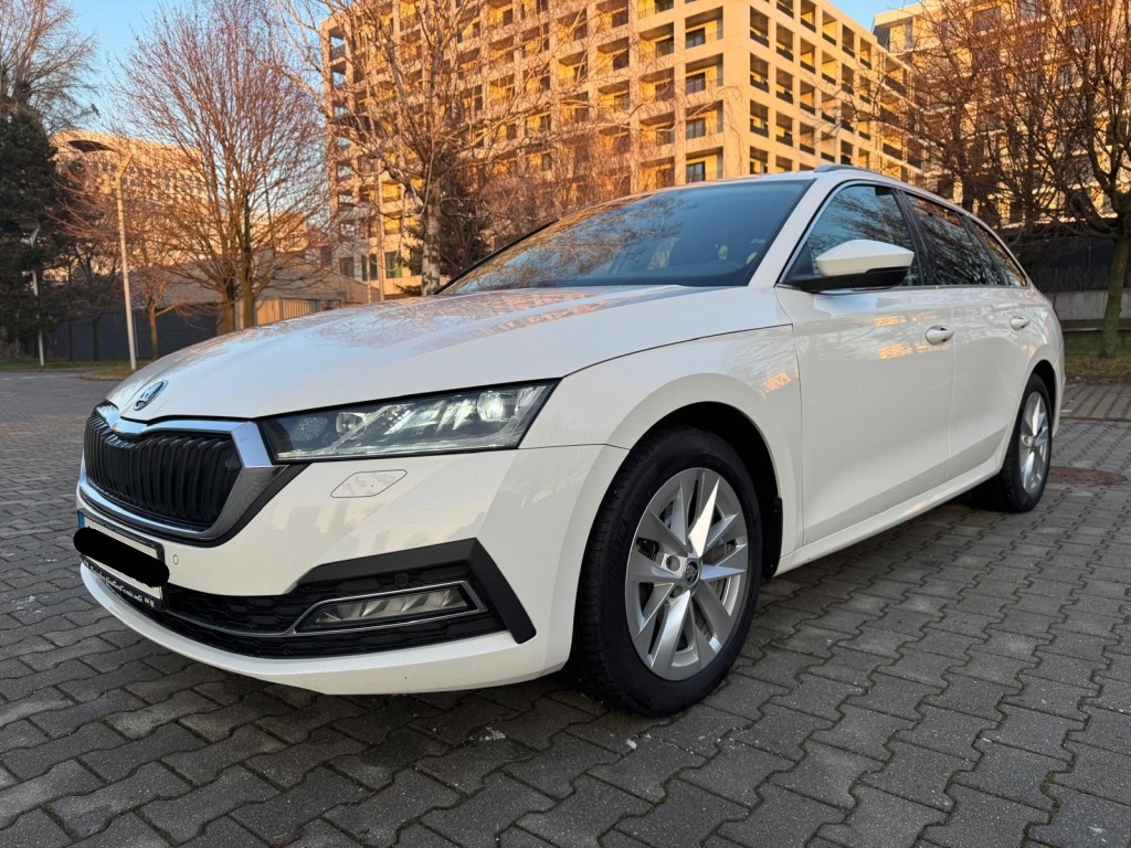 Škoda Octavia Combi 2,0 TDI. 110 kW Style 7DSG koža Full Le