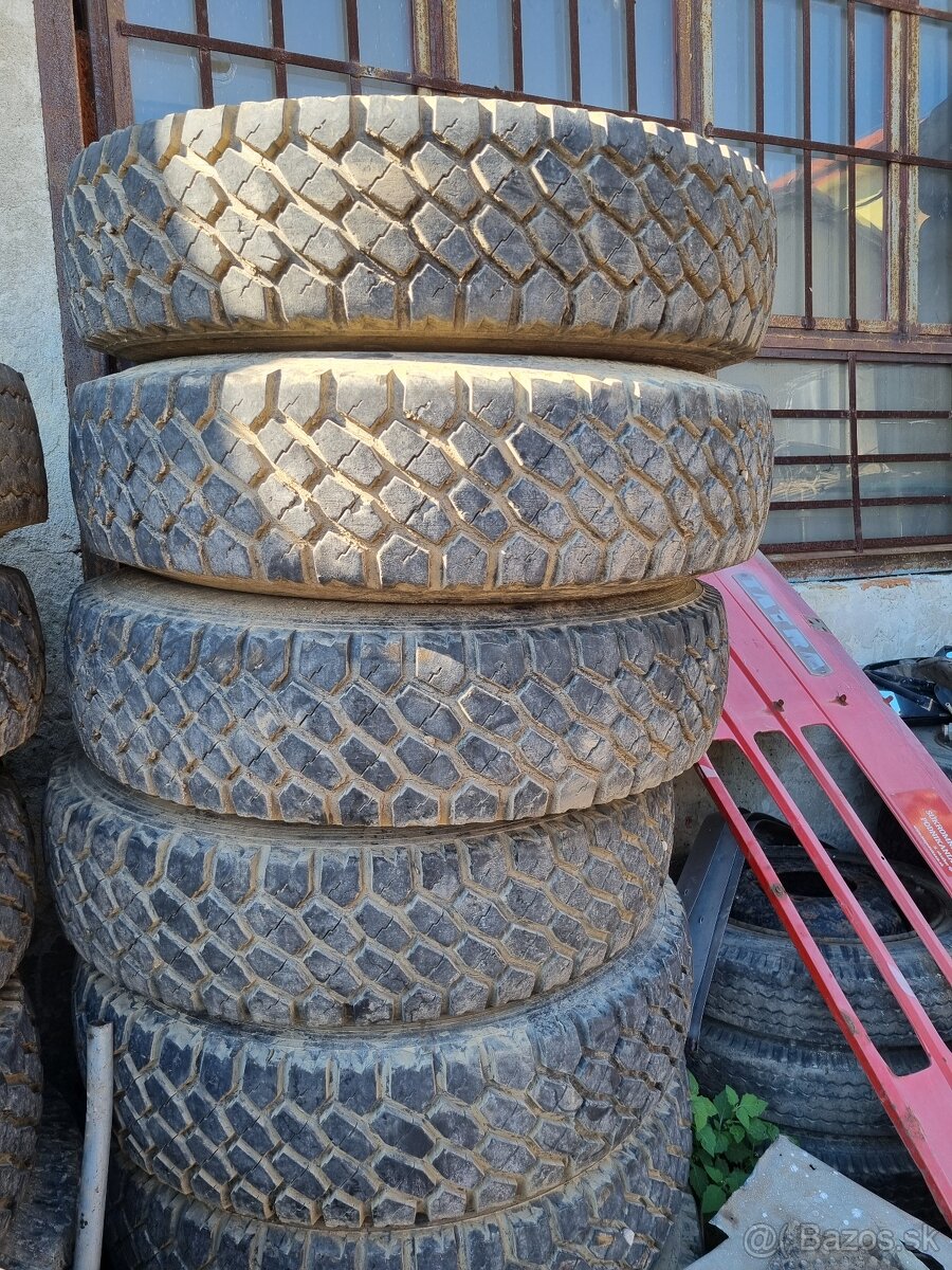 Predám pneumatiky na Tatru, Liaz