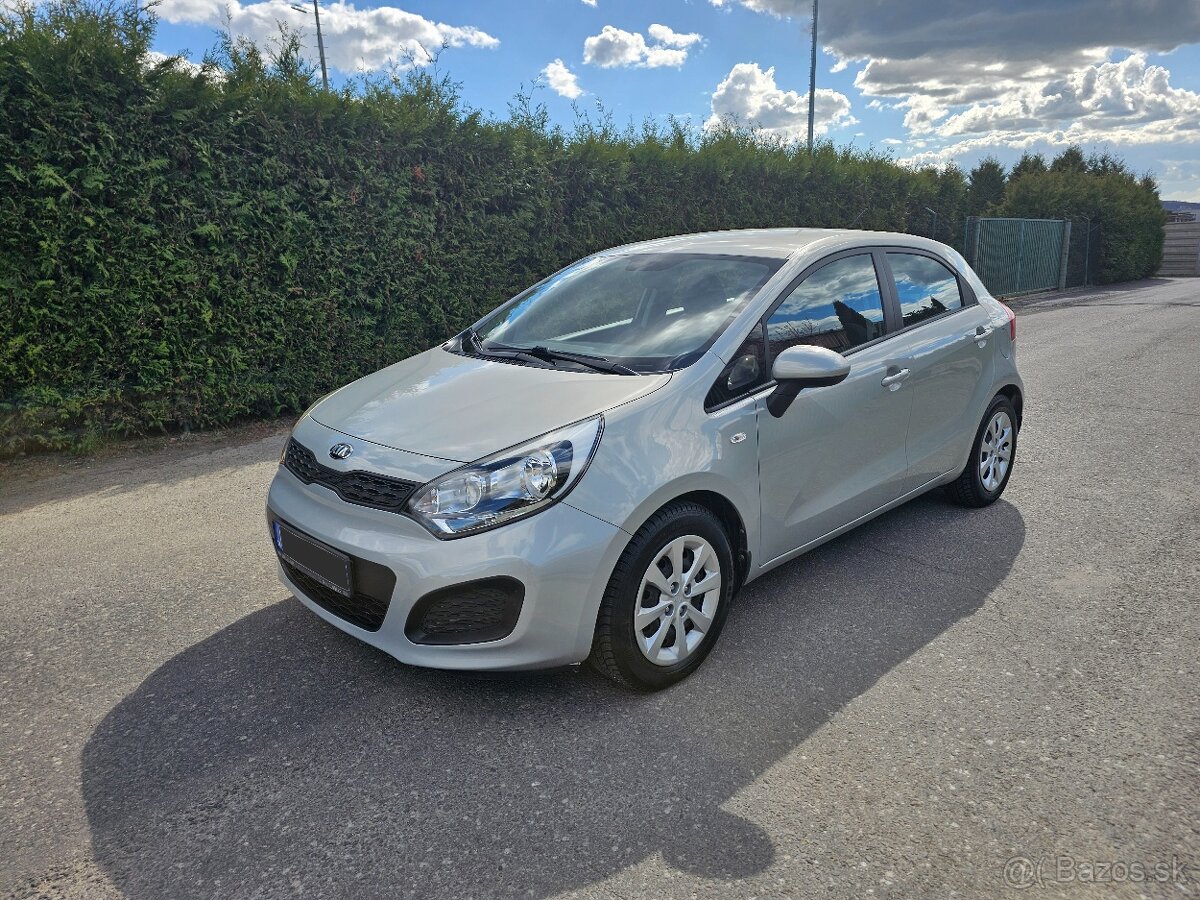 KIA RIO 1.25 benzín = najazdené 43 074km