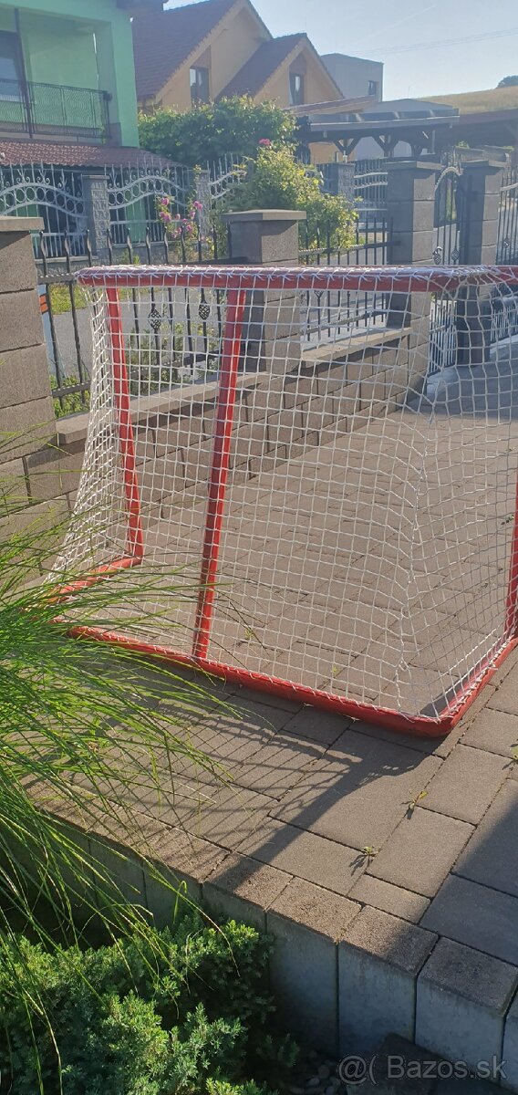 Hokejová bránka, futbal, softbal