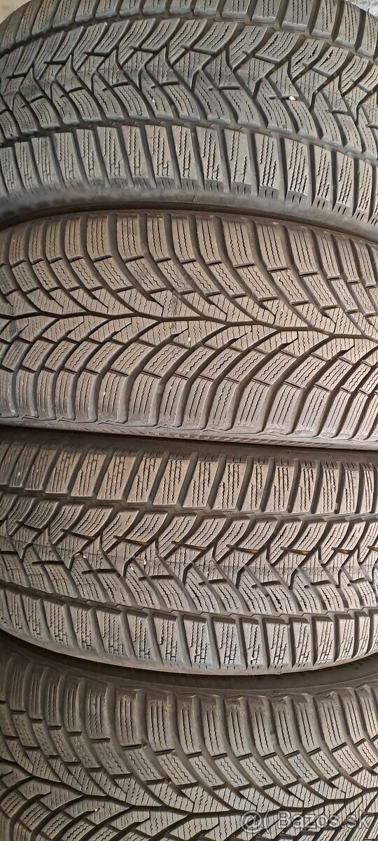 Predám 4ks jazdené zimné 225/45r17-94V 2+2modely