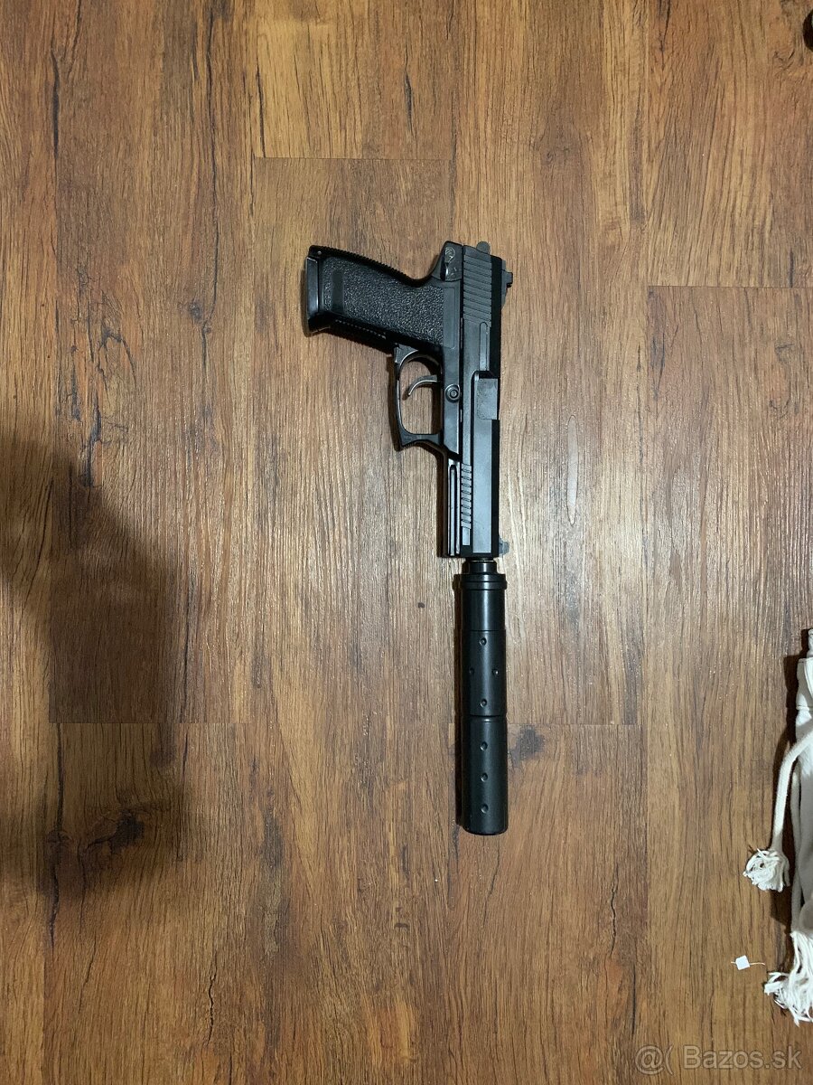 Airsoft prebytky (MK23 NBB)