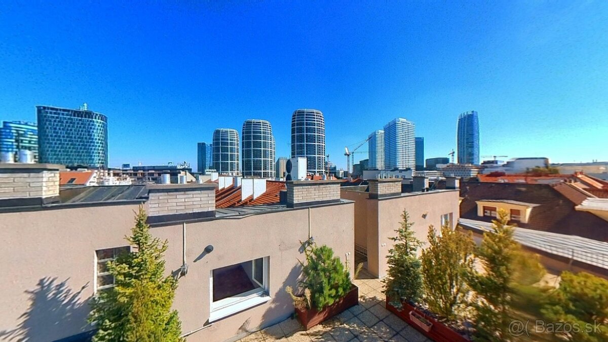 5i. PENTHOUSE 215m2, Lazaretská ul., krb, KLÍMA, TERASA