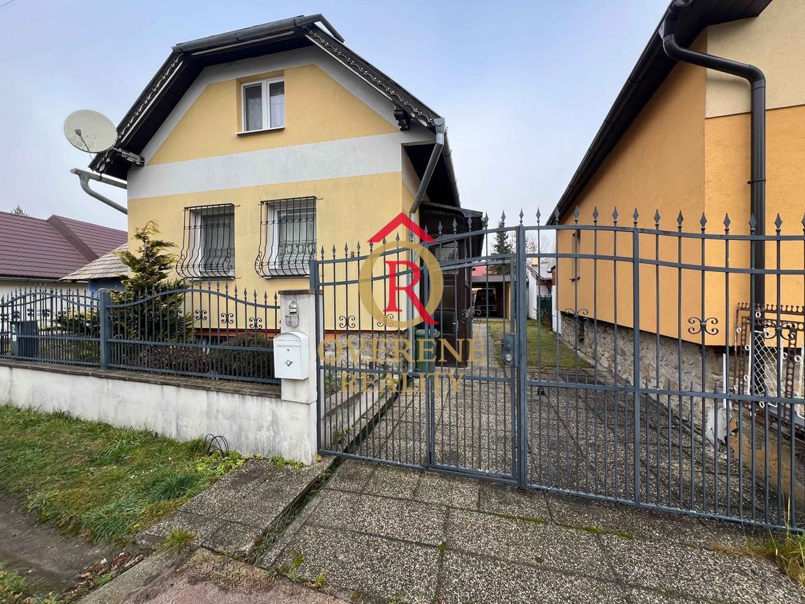 Zrekonštruovaný štýlový vidiecky dom pod Tatrami - ideálne n